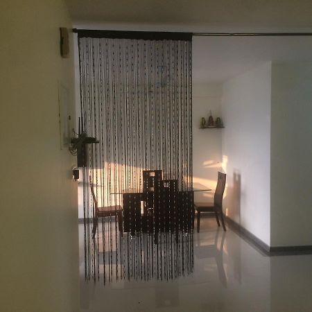 Poonam Hieghts Bed and Breakfast Bombay Exterior foto