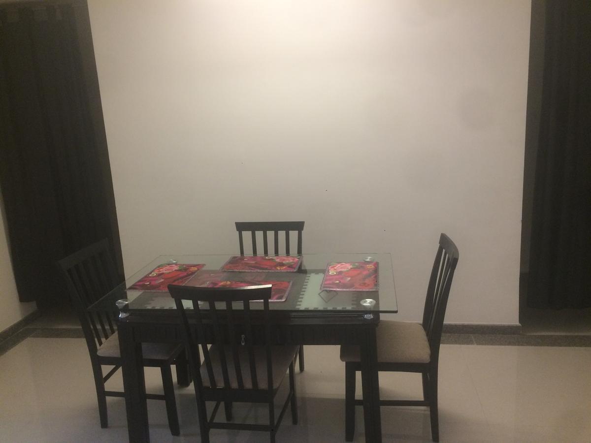 Poonam Hieghts Bed and Breakfast Bombay Exterior foto