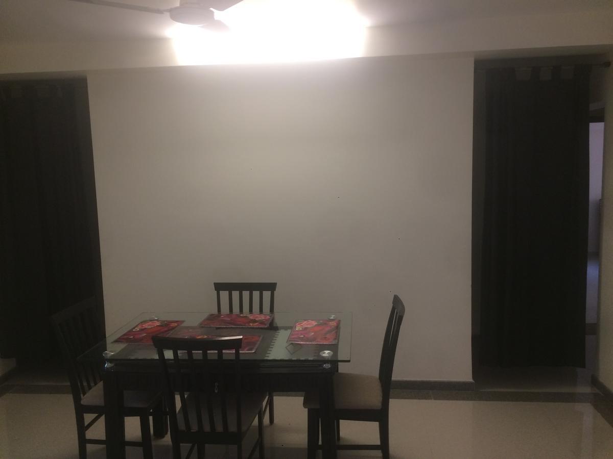 Poonam Hieghts Bed and Breakfast Bombay Exterior foto